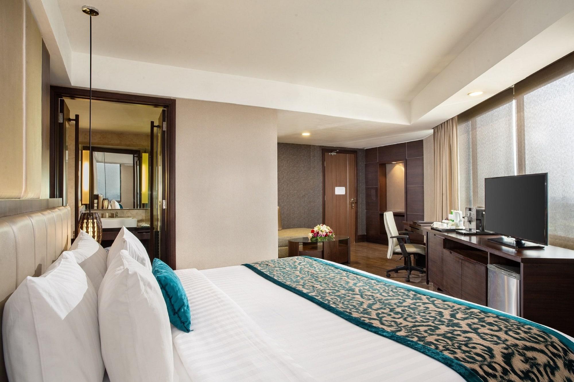Отель Santika Premiere Bintaro Серпонг Экстерьер фото