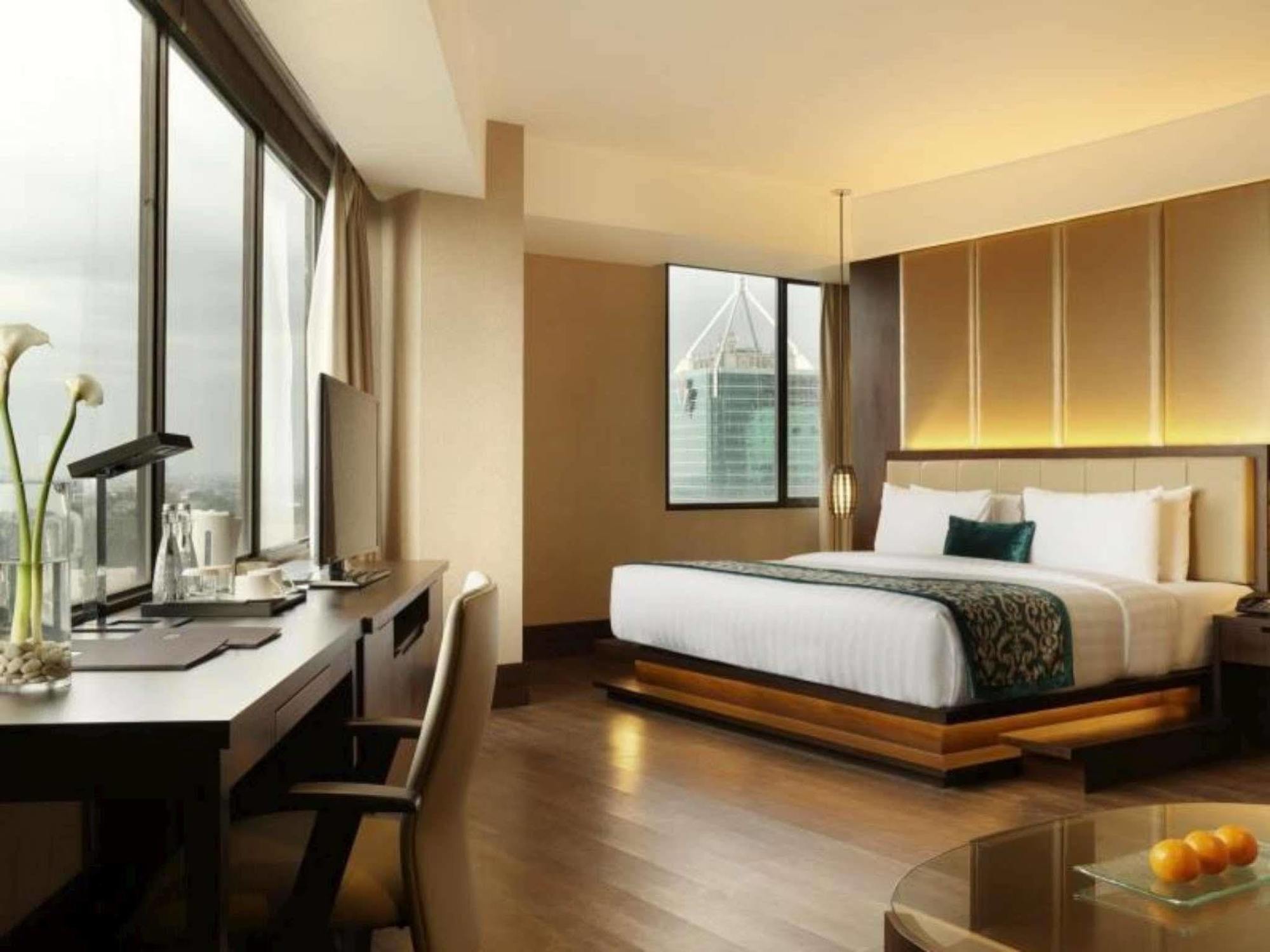 Отель Santika Premiere Bintaro Серпонг Экстерьер фото